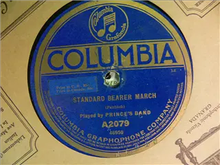 small_columbia a2079 a.webp